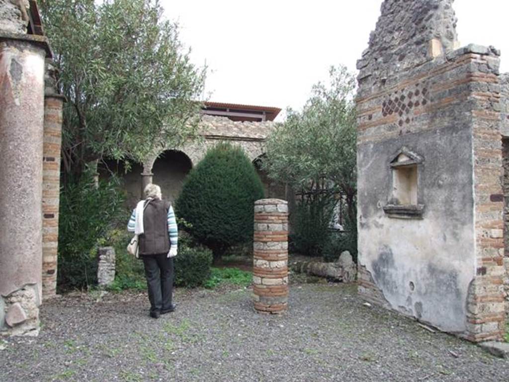 IX.7.20 Pompeii. December 2007. Looking east across atrium.