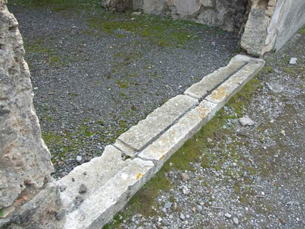 IX.8.2 Pompeii. March 2009. Threshold or sill.