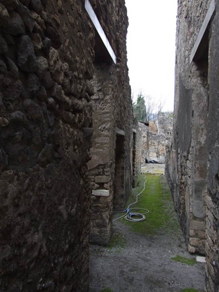 IX.8.6 Pompeii. March 2009.   Room 30, Corridor, leading north.