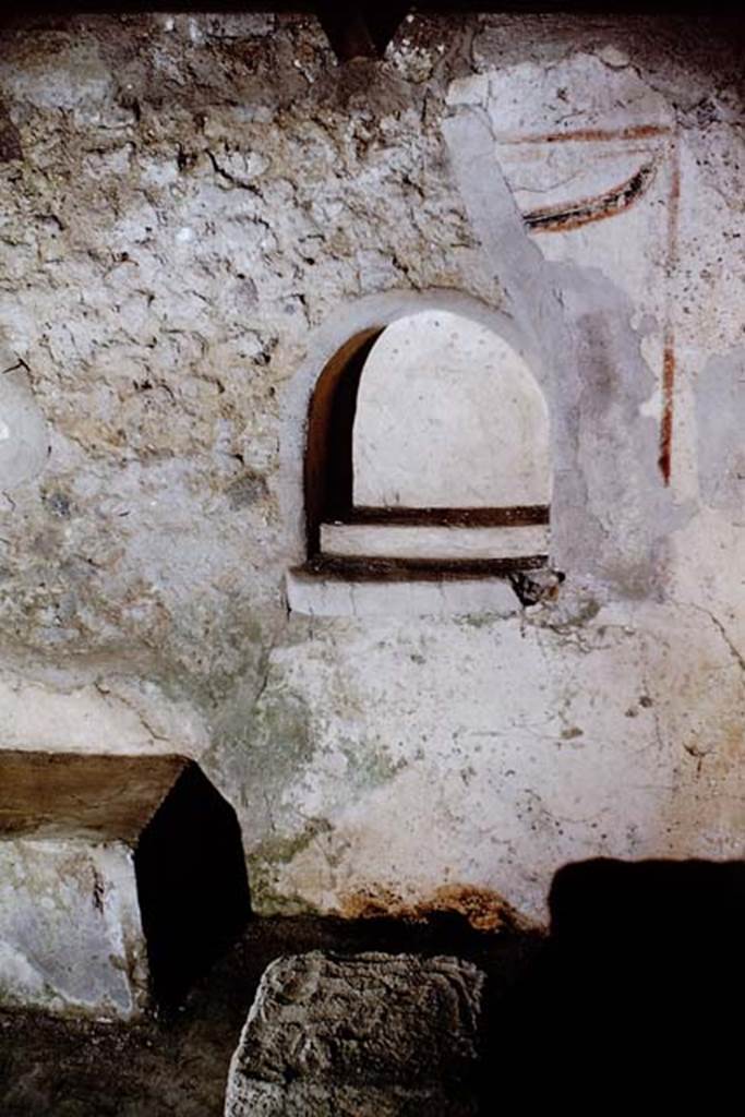 IX.9.10 Pompeii. 1966. Detail of niche on east wall. Photo by Stanley A. Jashemski.
Source: The Wilhelmina and Stanley A. Jashemski archive in the University of Maryland Library, Special Collections (See collection page) and made available under the Creative Commons Attribution-Non Commercial License v.4. See Licence and use details.
J66f0344