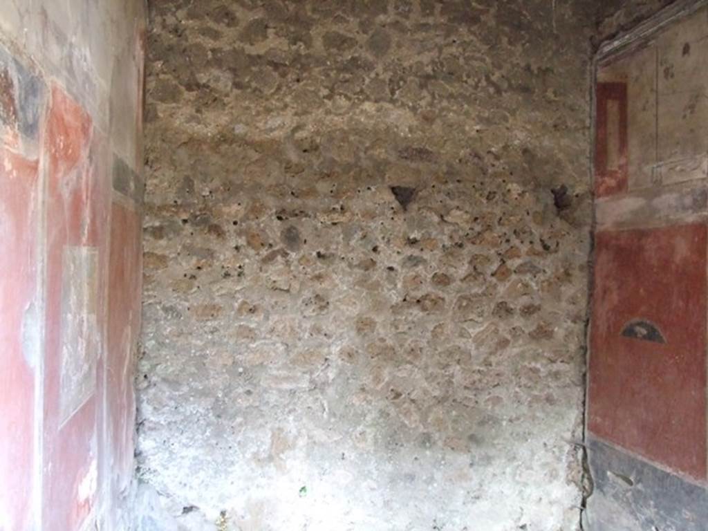 IX.9.c Pompeii.  March 2009.  Cubiculum.  North wall.