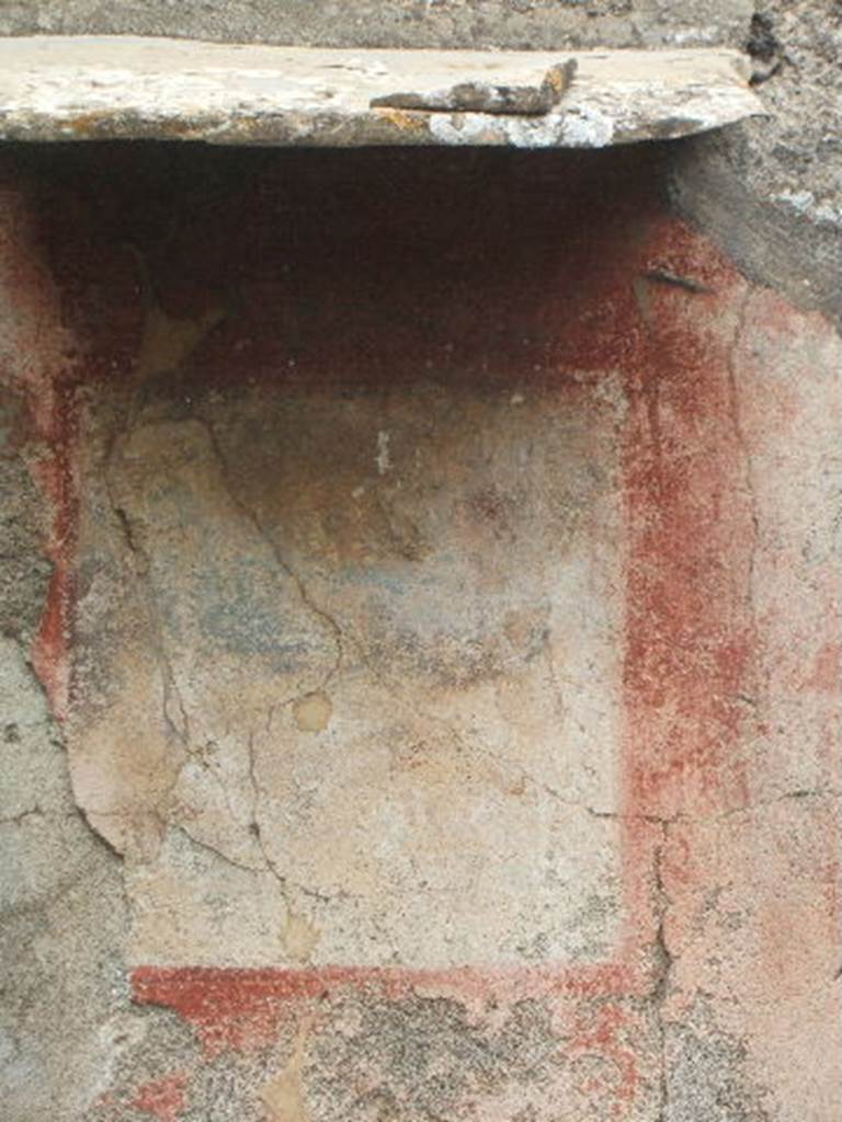 IX.9.d Pompeii. May 2005. Room f, tablinum. Remains of painting of Venus Pescatrice.