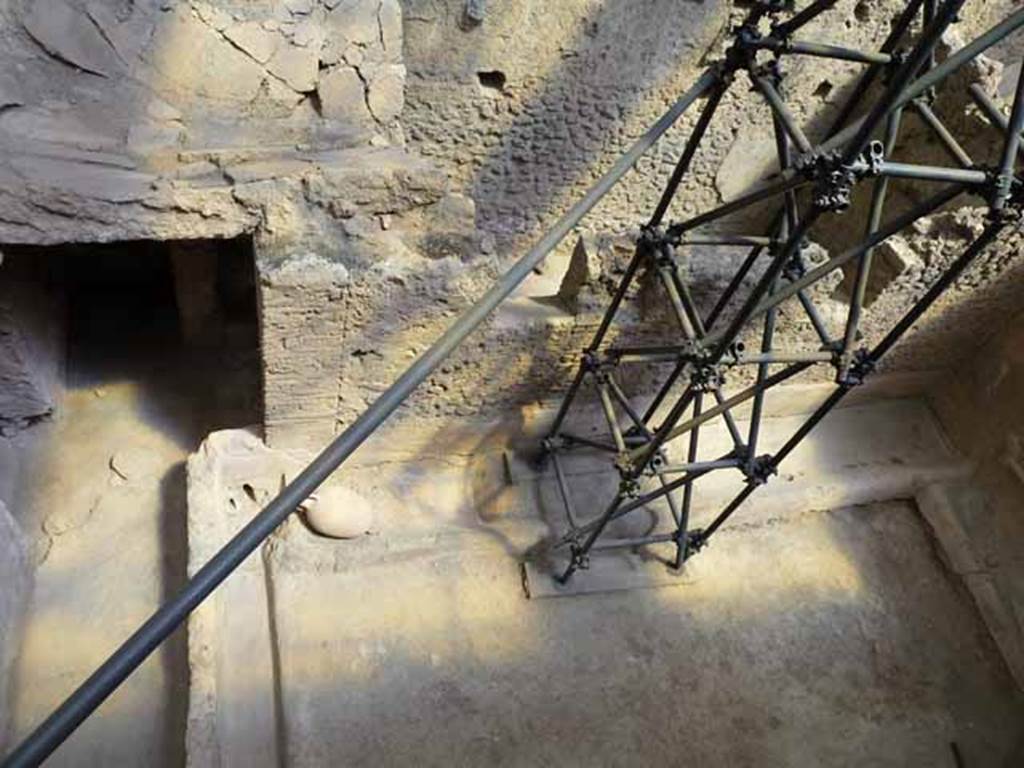 IX.12.6 Pompeii. May 2010. Room “n1”, east side, with doorway in north-east corner.

