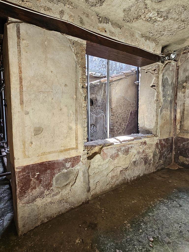 IX.13.3 Pompeii. November 2024. Room 22, south wall. Photo courtesy of Annette Haug.