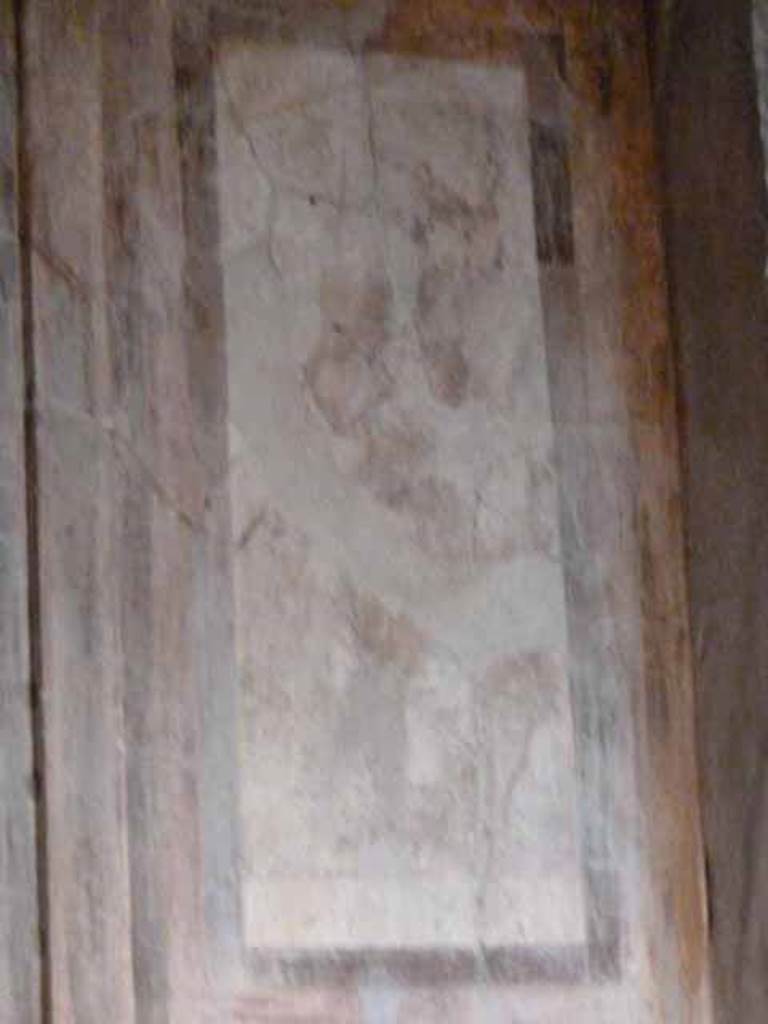 IX.13.1-3 Pompeii. May 2010. Room 1, east upper panel of painted door.