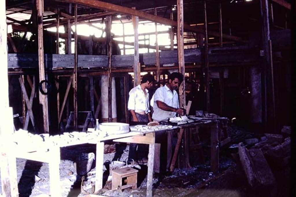IX.13.1-3 Pompeii. 1972. During excavations. Photo by Stanley A. Jashemski.
Source: The Wilhelmina and Stanley A. Jashemski archive in the University of Maryland Library, Special Collections (See collection page) and made available under the Creative Commons Attribution-Non Commercial License v.4. See Licence and use details. J72f0461