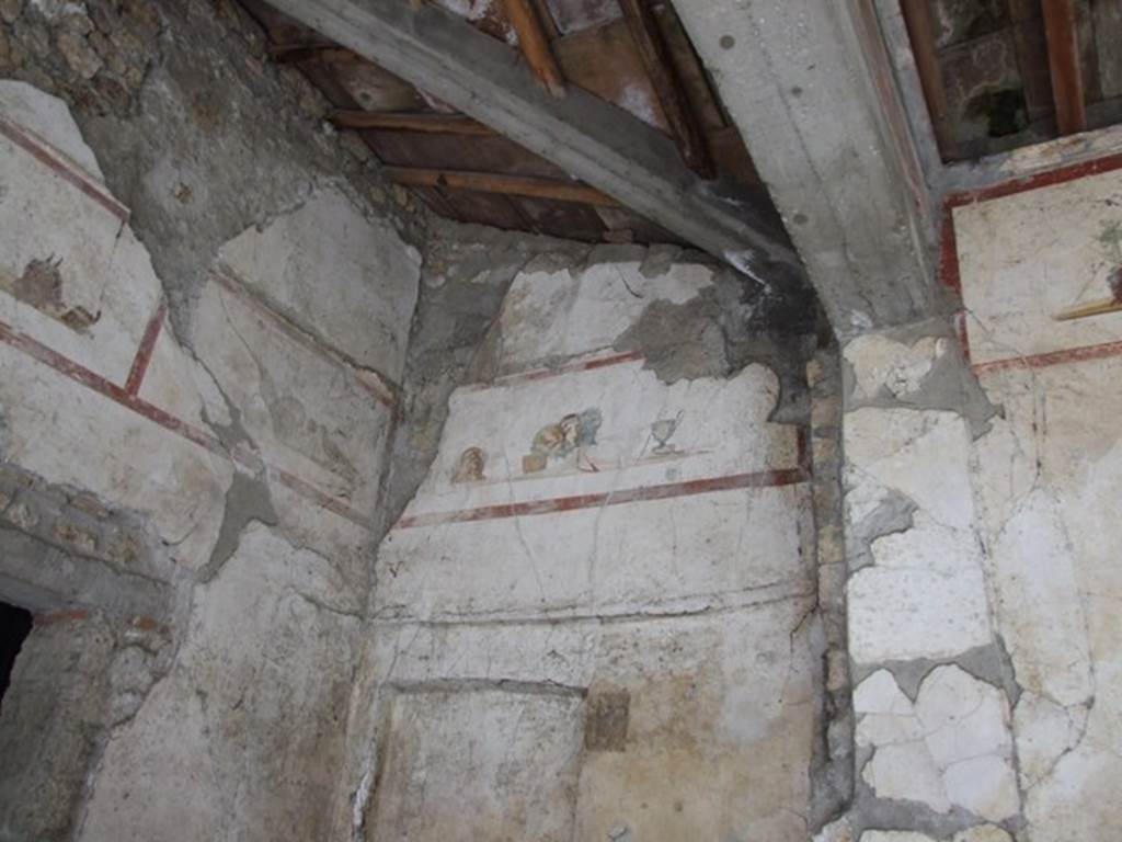 IX.13.1-3 Pompeii. March 2009. Room 9, north-east corner, upper level.