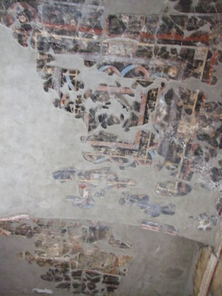 IX.13.1-3 Pompeii. March 2009. Room 10, ceiling.