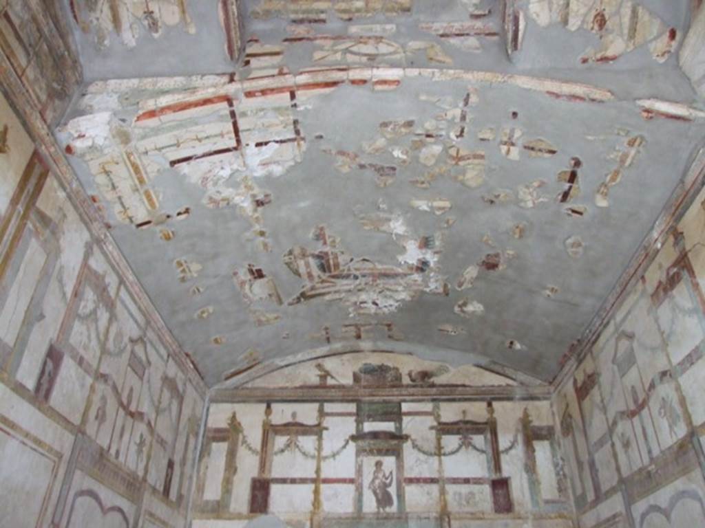 IX.13.1-3 Pompeii. March 2009. Room 11, north end of Ceiling.