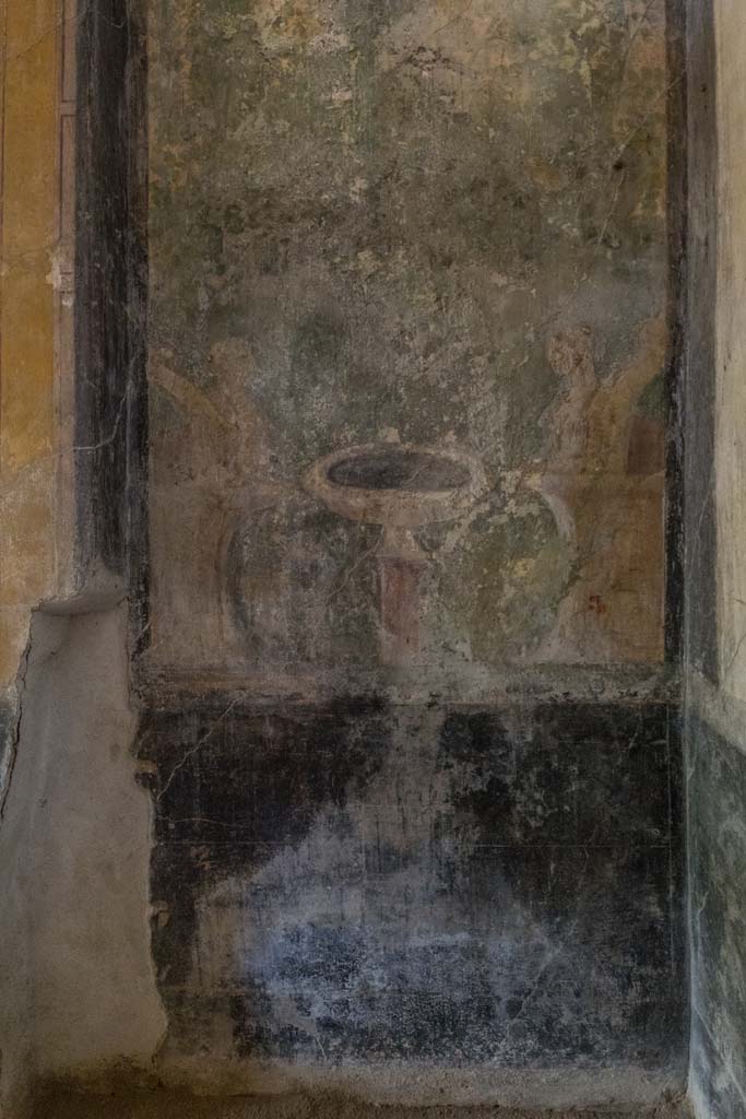 IX.13.1-3 Pompeii. April 2022.
Room 12, painting on west wall in north-west corner. Photo courtesy of Johannes Eber.