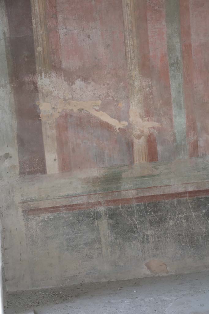 IX.14.4 Pompeii. September 2019. Room 3, east wall at north end.
Foto Annette Haug, ERC Grant 681269 DÉCOR.

