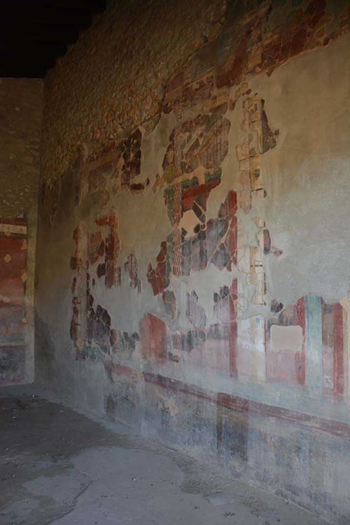IX.14.4 Pompeii. September 2019. Room 3, west wall at south end.
Foto Annette Haug, ERC Grant 681269 DÉCOR.
