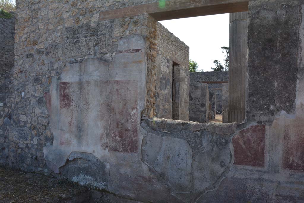 IX.14.4 Pompeii. September 2019. Room D, looking towards south wall.
Foto Annette Haug, ERC Grant 681269 DÉCOR.
