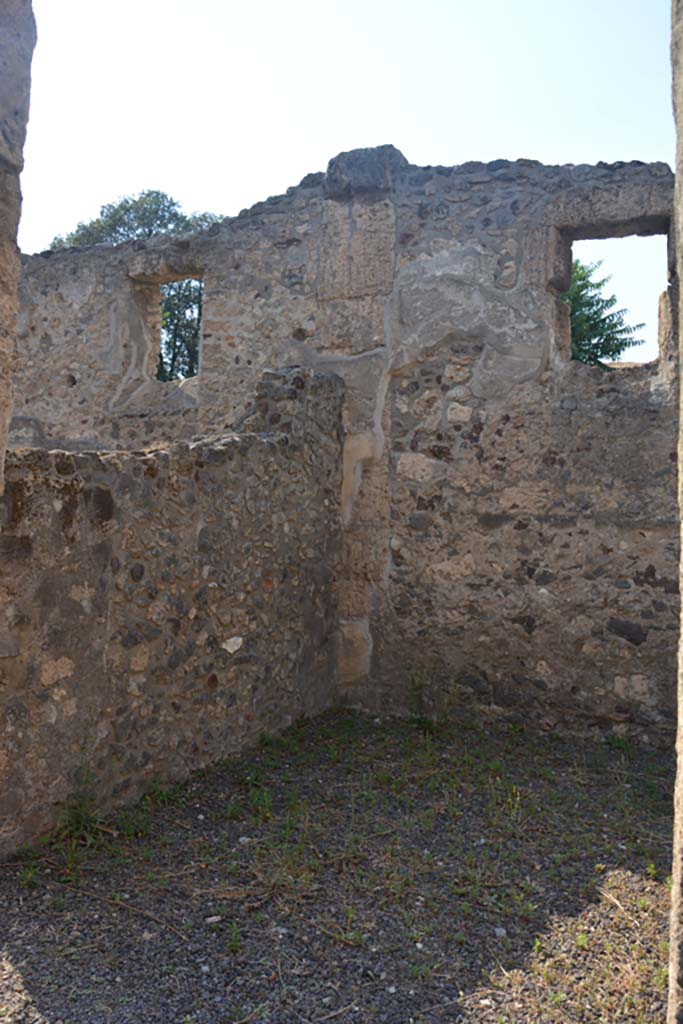 IX.14.4 Pompeii. July 2017. Triclinium 33, looking towards north-west corner.
Foto Annette Haug, ERC Grant 681269 DÉCOR
