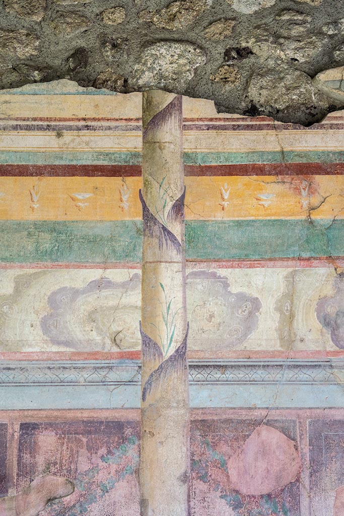 IX.14.4 Pompeii. July 2024. Tablinum, detail from centre of west wall. Photo courtesy of Johannes Eber.