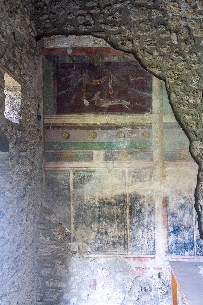 IX.14.4 Pompeii. July 2024. Room 14, south wall at east end. Photo courtesy of Johannes Eber.