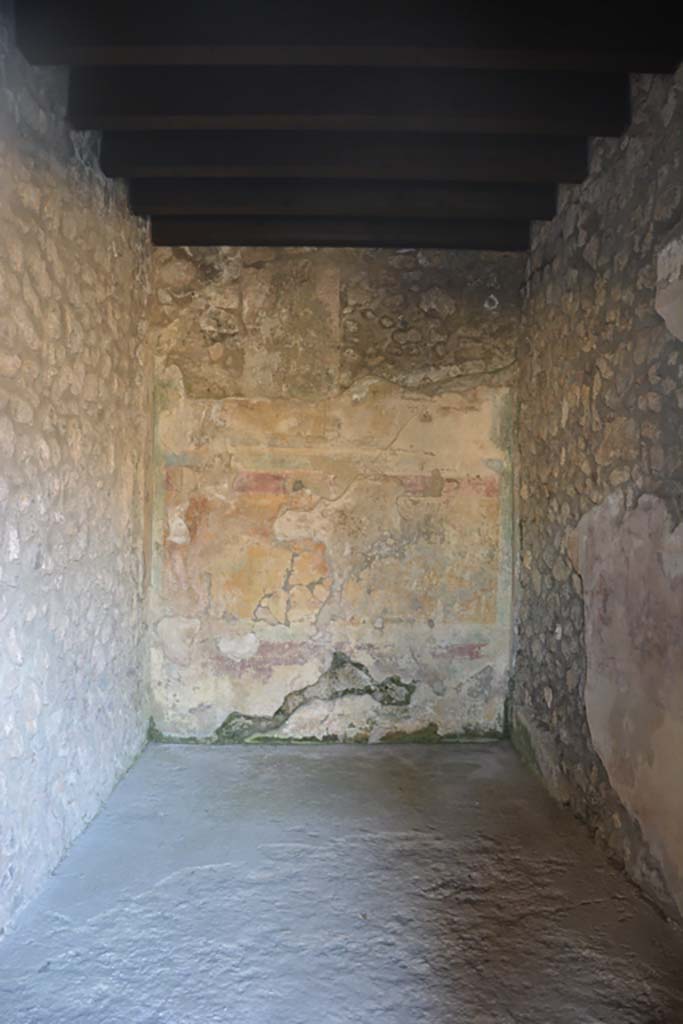 IX.14.4 Pompeii. July 2017. Room 12, looking towards west wall.
Foto Annette Haug, ERC Grant 681269 DÉCOR.