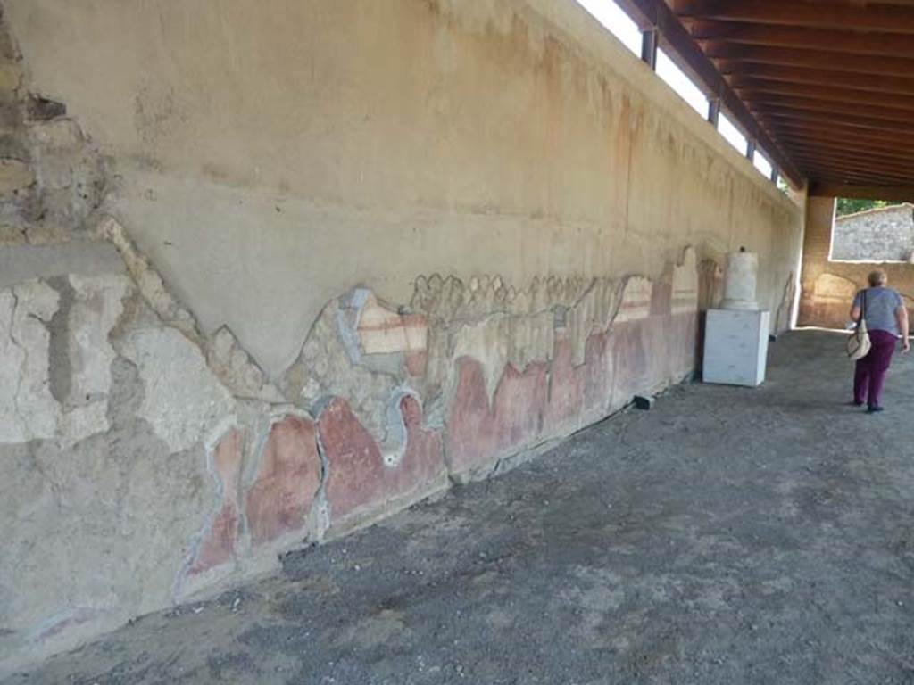 Villa San Marco, Stabiae, September 2015. Portico 2, east wall.