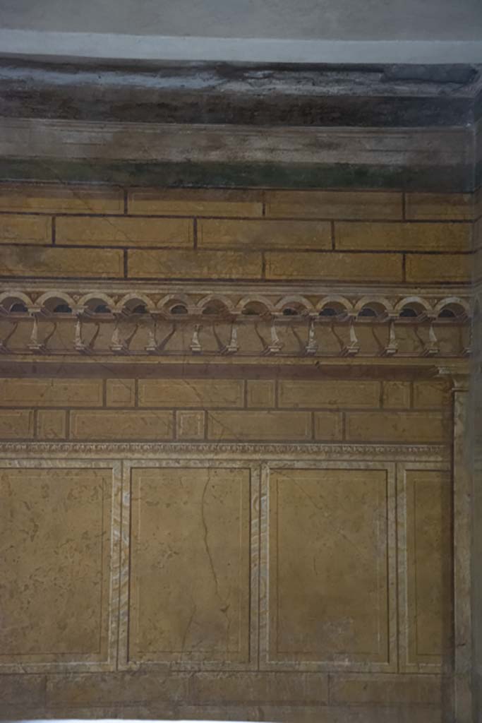 Villa of Mysteries, Pompeii. November 2017. Room 3, detail from south wall.
Foto Annette Haug, ERC Grant 681269 DÉCOR.
