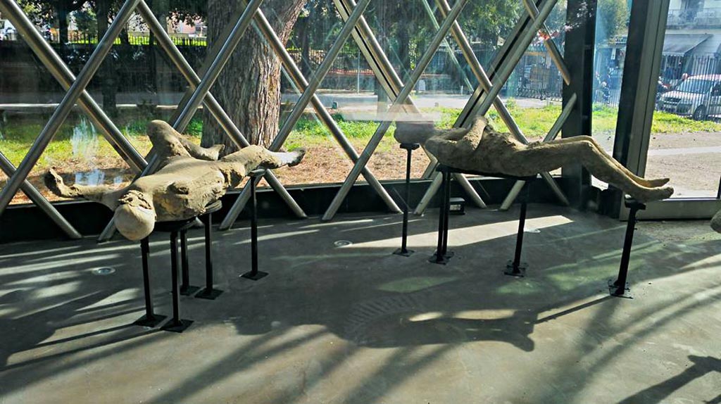 Piazza Anfiteatro. 2015/2016. Exhibition centre, display of plaster-casts. Photo courtesy of Giuseppe Ciaramella.