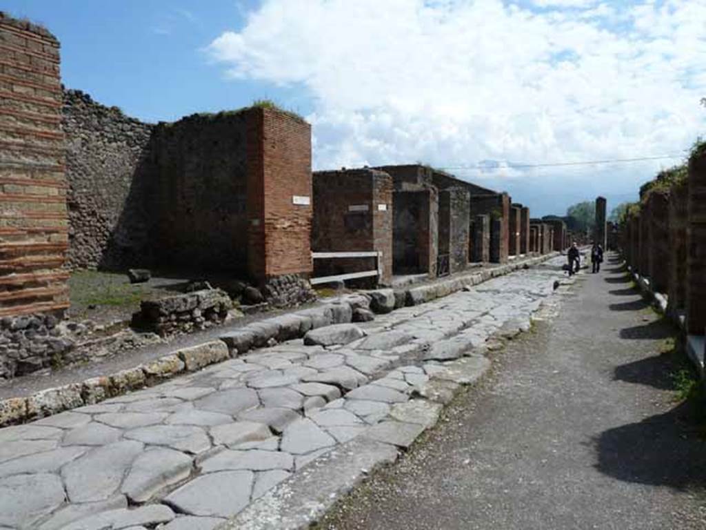 Via Stabiana, east side, May 2010. Looking south-east towards unnamed vicolo between IX.4 and IX.3, in centre.