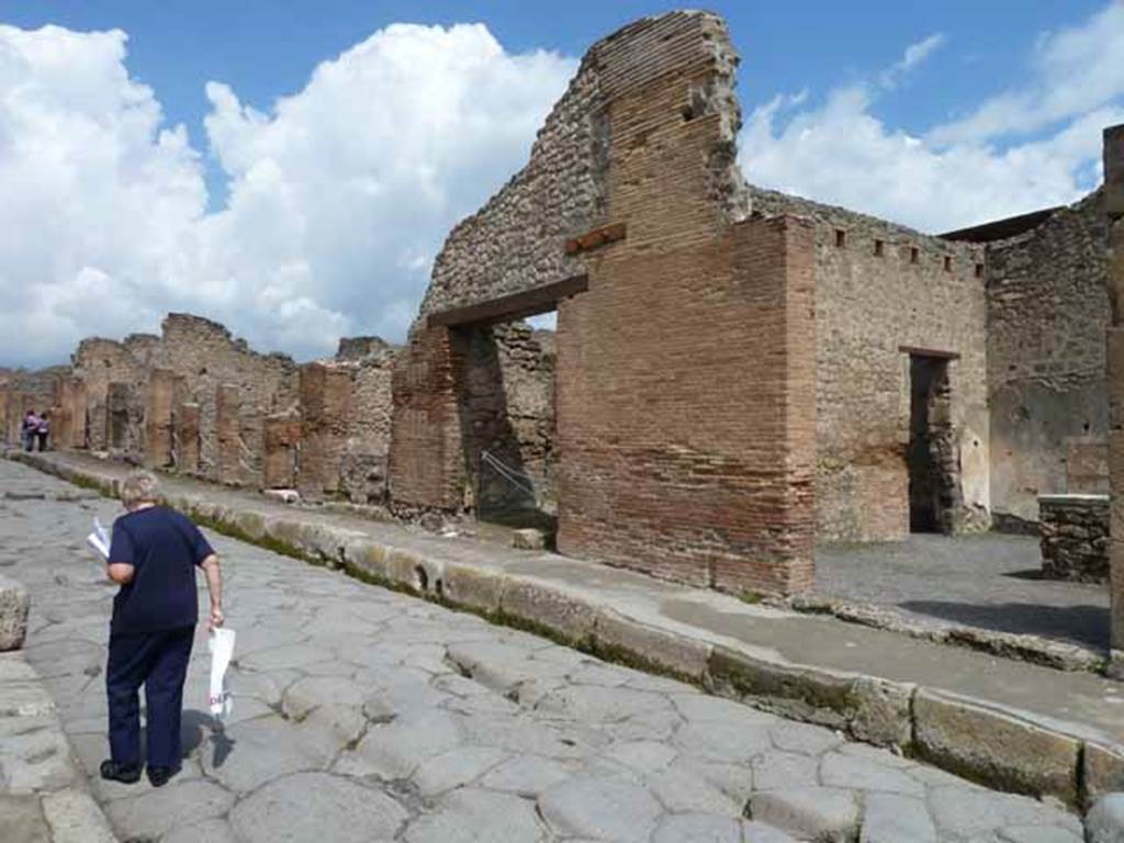 Via Stabiana, east side, May 2010. Looking north along IX.1, from IX.1.15.