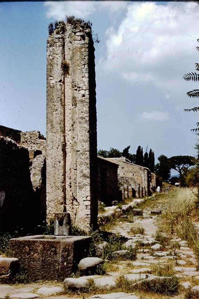 Via del Vesuvio (Via Stabiana). 1959. West side near VI.16.3.  Looking north from crossroads with Vicolo di Mercurio and Vicolo delle Nozze d’Argento.  Photo by Stanley A. Jashemski.
Source: The Wilhelmina and Stanley A. Jashemski archive in the University of Maryland Library, Special Collections (See collection page) and made available under the Creative Commons Attribution-Non Commercial License v.4. See Licence and use details.
J59f0424
