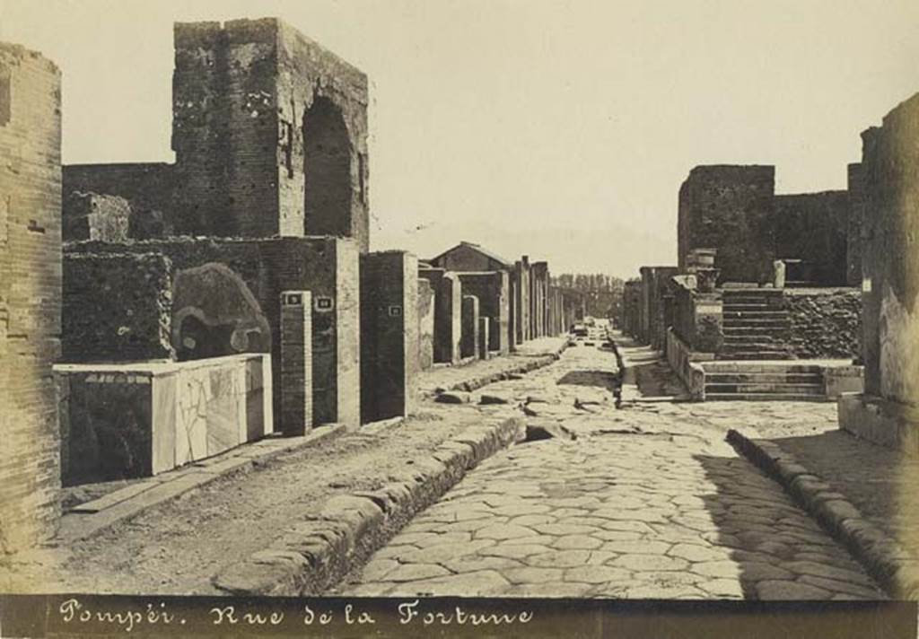 Via delle Terme. Undated photograph by Mauri, numbered 010. Looking east towards Via della Fortuna, from between VI.8 and VII.5. Photo courtesy of Rick Bauer.