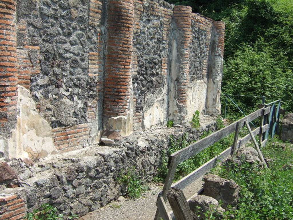 HGW04a Pompeii. May 2006. West side.