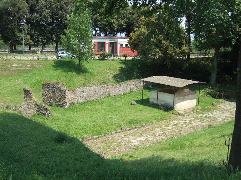 NGI Pompeii. May 2006. Tomb of M. Obellius Firmus on left and rectangular area on right, looking south-east.