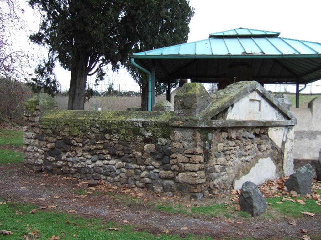Pompeii VGI. December 2007. Looking north-east.