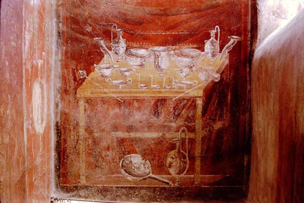 VGJ Pompeii. 1961. Inner side of north wall of tomb.  Photo by Stanley A. Jashemski.
Source: The Wilhelmina and Stanley A. Jashemski archive in the University of Maryland Library, Special Collections (See collection page) and made available under the Creative Commons Attribution-Non Commercial License v.4. See Licence and use details.
J61f0415
