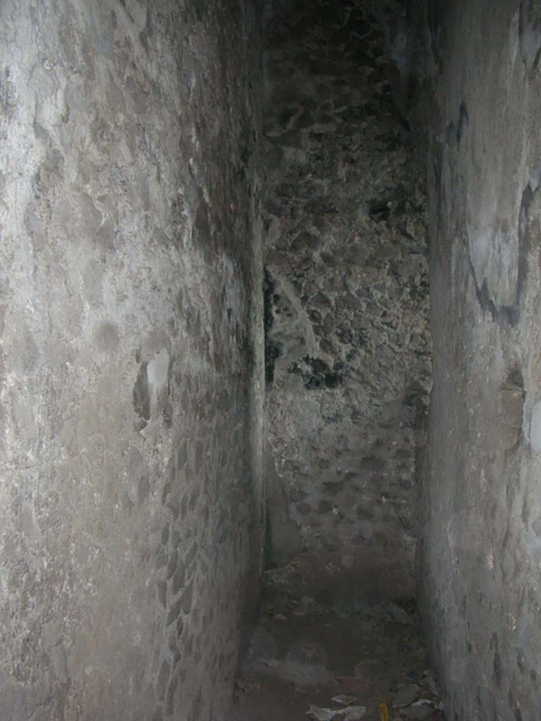 Tower VI, Pompeii. May 2010. Interior passageway. Photo courtesy of Ivo van der Graaff.