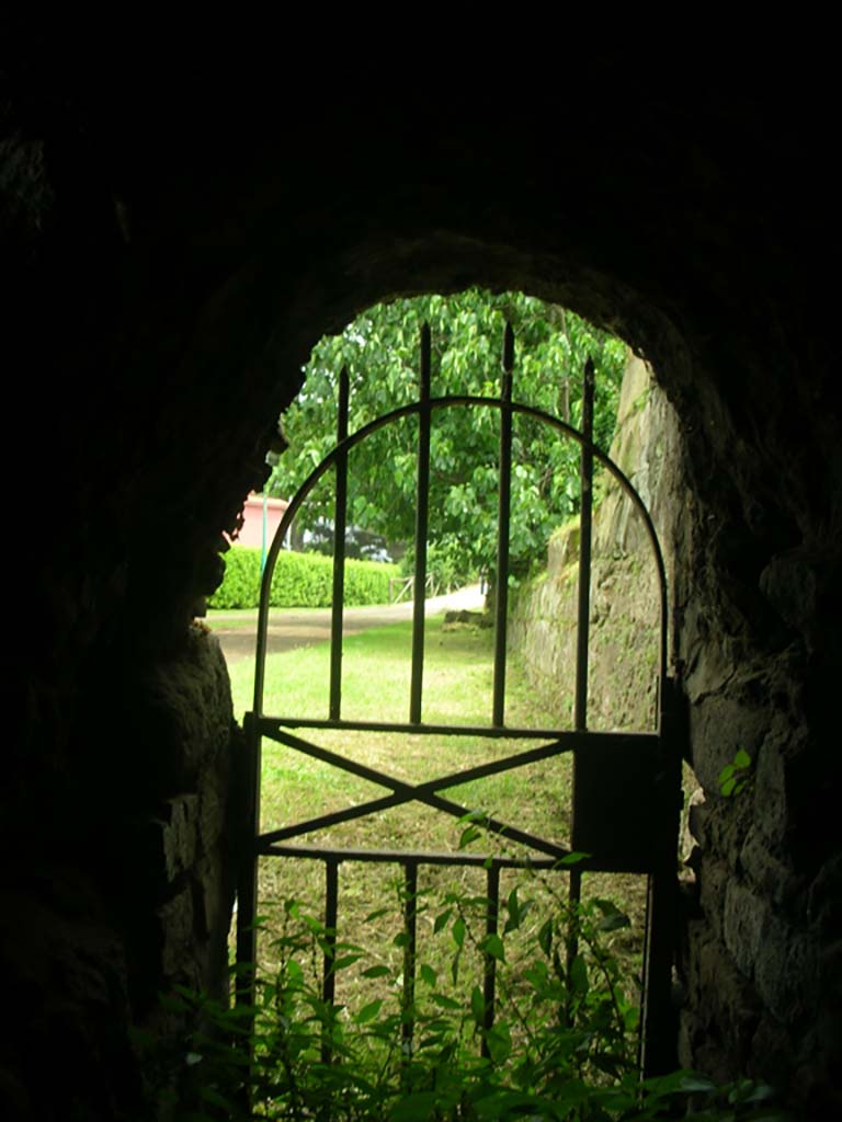 Tower VII, Pompeii. May 2010. Looking east through doorway. Photo courtesy of Ivo van der Graaff.

