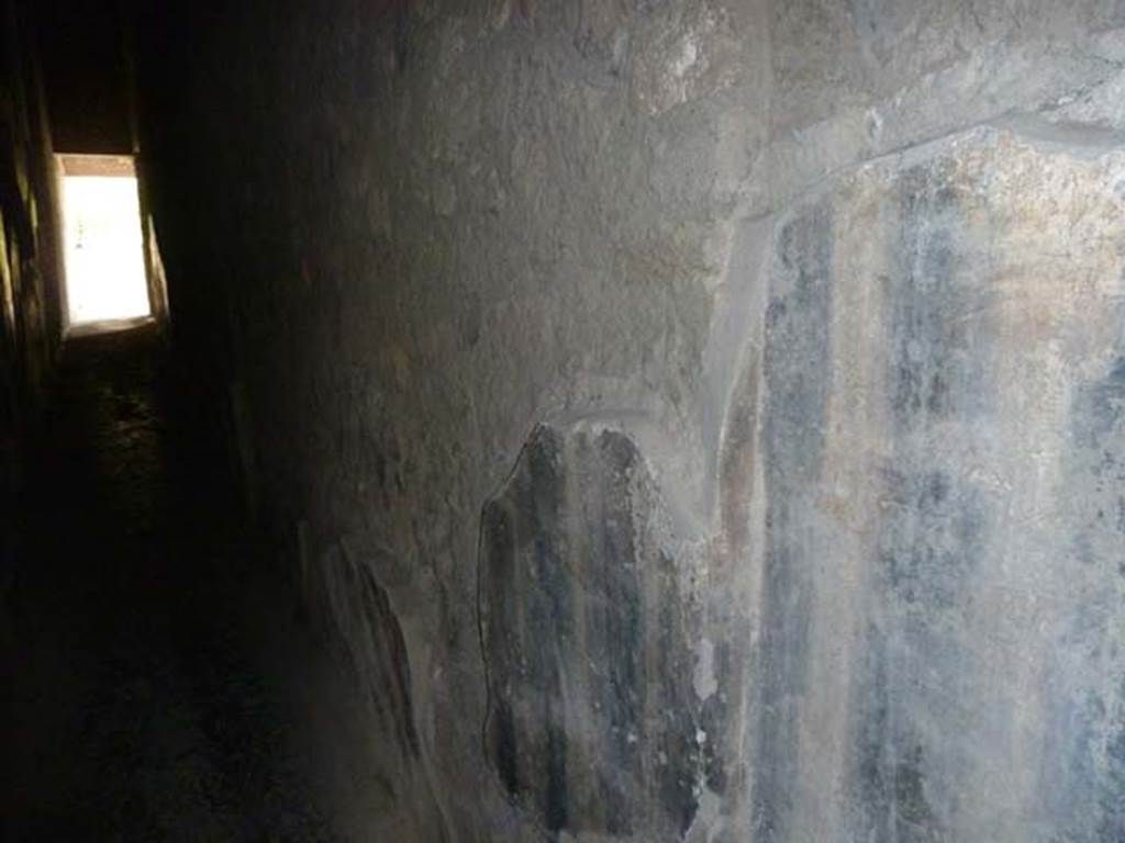 Oplontis, September 2015. East wall of corridor 3 leading to east portico 34. 