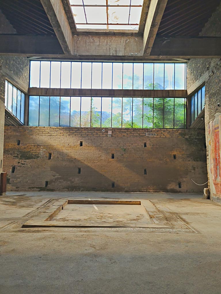Oplontis Villa of Poppea, October 2023. 
Room 5, looking south across atrium. Photo courtesy of Giuseppe Ciaramella. 

