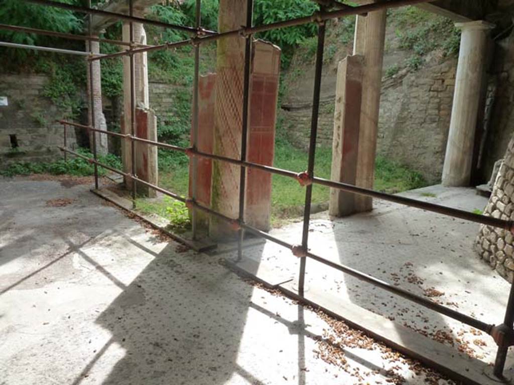 Oplontis, September 2015. Portico 13, looking south-west across towards peristyle 19.