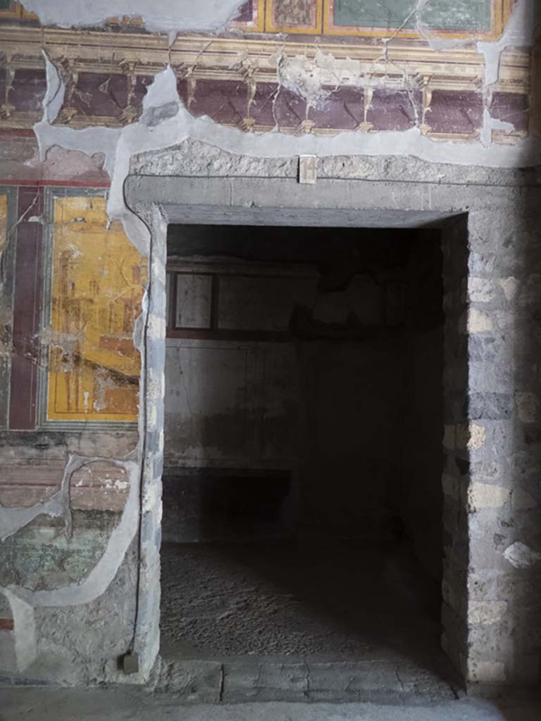 Oplontis Villa of Poppea, September 2017. Room 14, east wall with doorway to room 10b.
Foto Annette Haug, ERC Grant 681269 DÉCOR.
