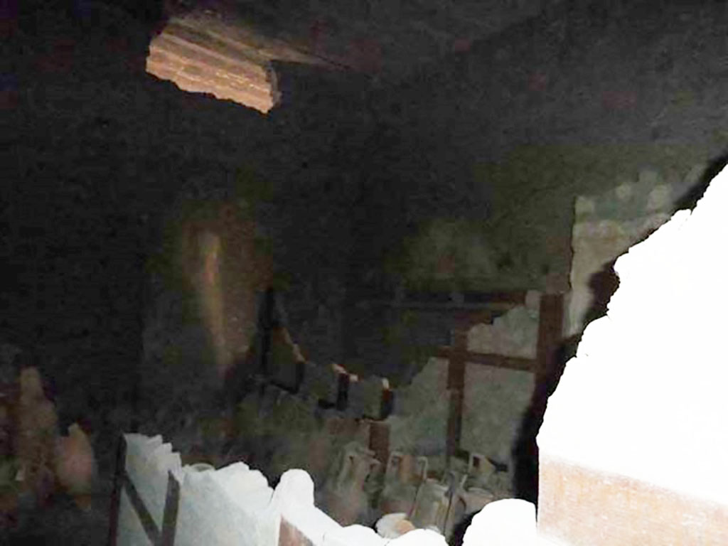 Oplontis Villa of Poppea, September 2015. Room 22, looking south-west from doorway. 