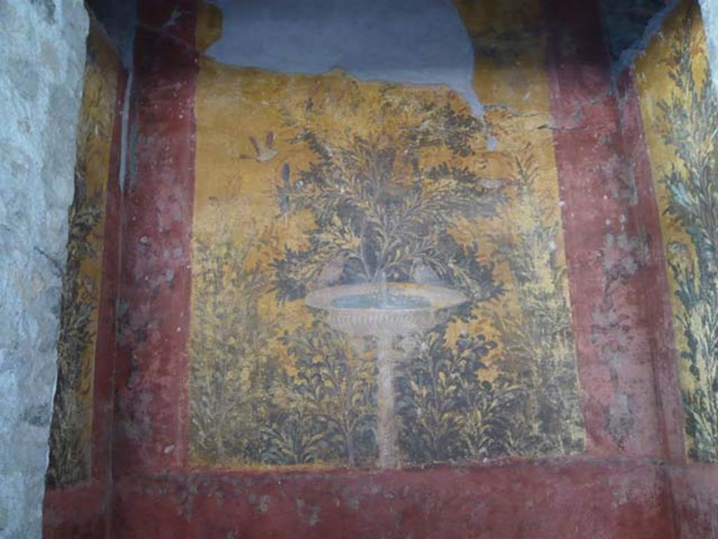 Oplontis, May 2011. Room 61, detail of painted south wall. Photo courtesy of Buzz Ferebee.

