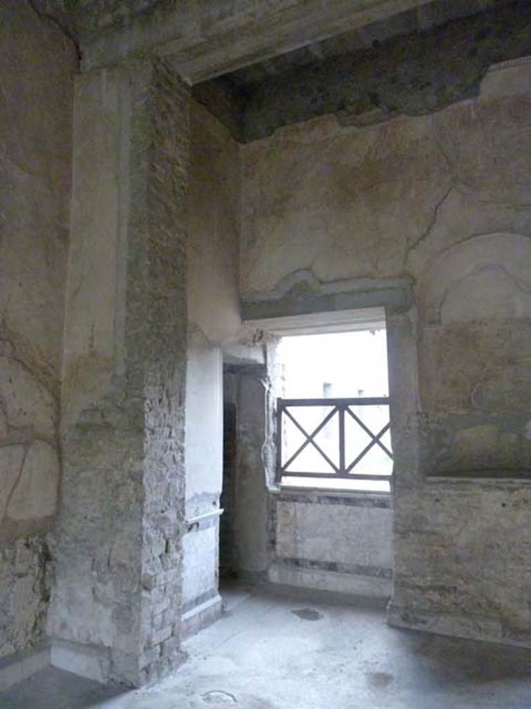 Oplontis, September 2015. Room 65, looking towards south-west corner of room numbered 64, at rear of room 65.