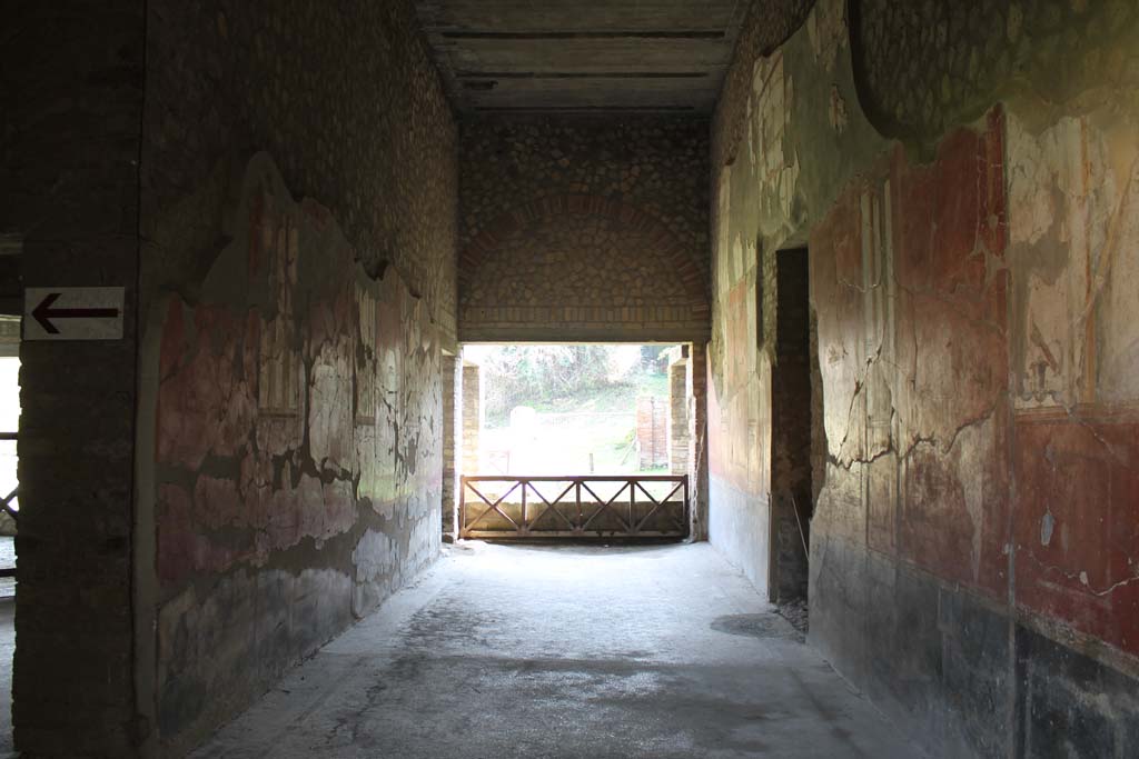 Oplontis Villa of Poppea, March 2014. Room 81, looking towards east end.
Foto Annette Haug, ERC Grant 681269 DÉCOR.

