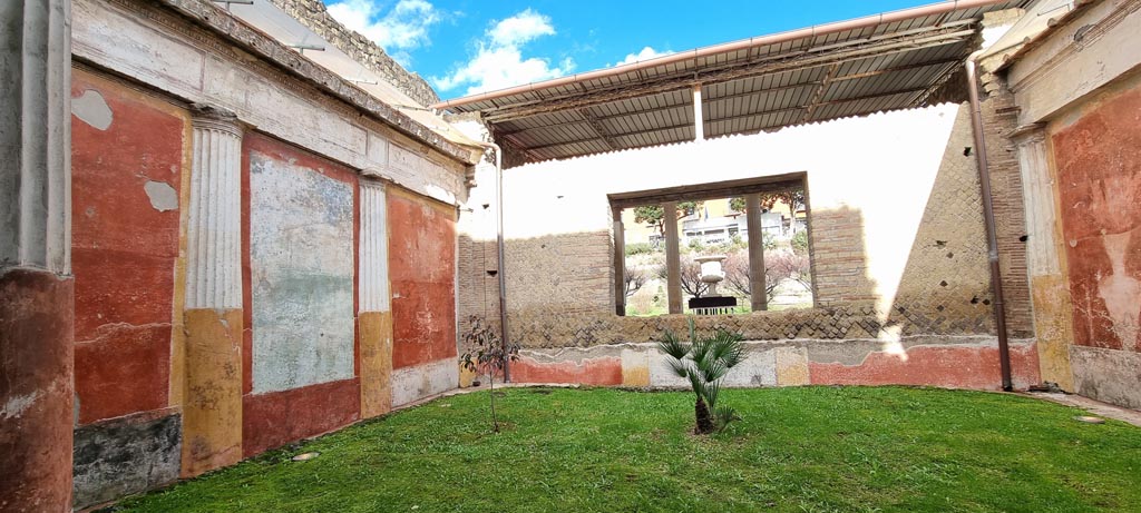 Oplontis Villa of Poppea, March 2019. Room 21, looking south-east from north garden.
Foto Annette Haug, ERC Grant 681269 DÉCOR.

