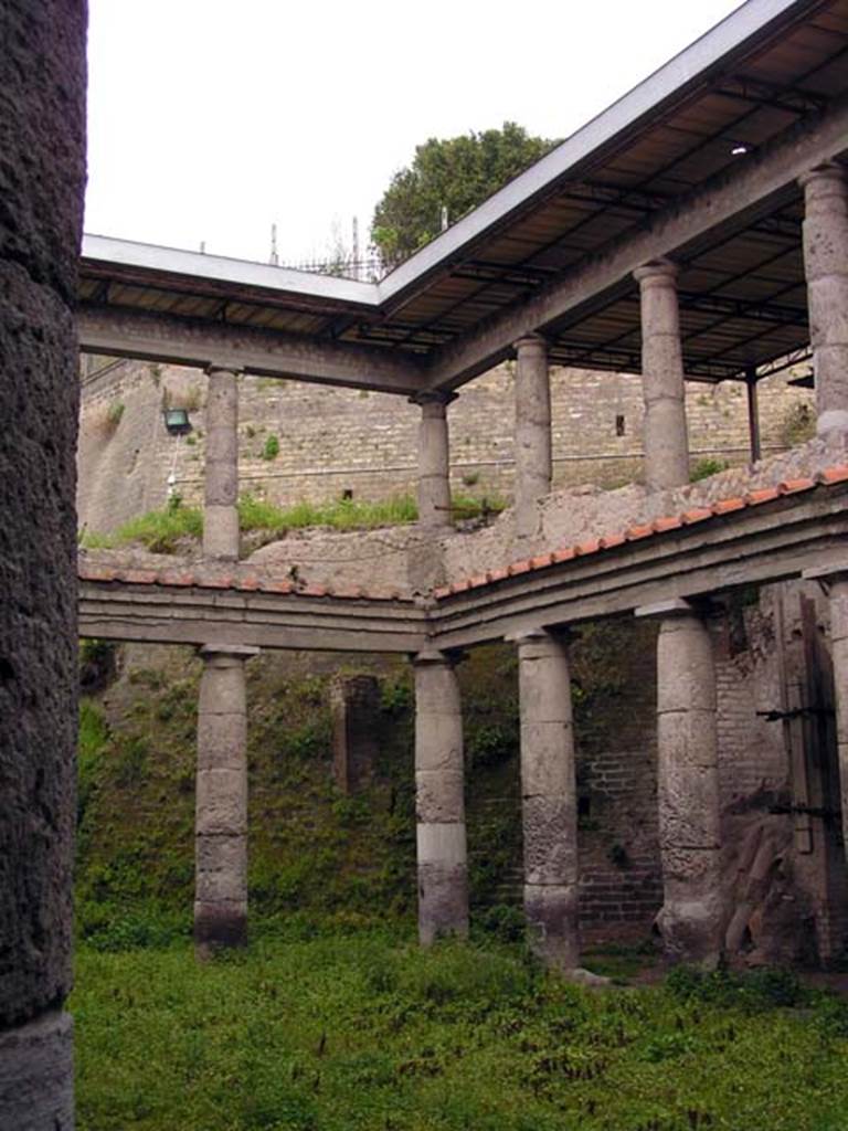 Oplontis, Villa of Lucius Crassius Tertius. March 2005. North-west end of courtyard 27. 
Photo courtesy of Massimo Gravili.
