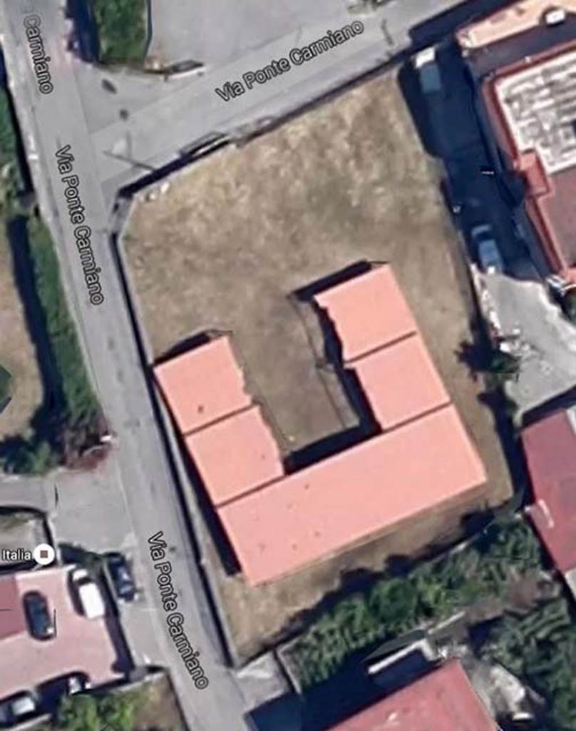 Gragnano, Villa rustica in Località Carmiano, Villa A. 2016.
Aerial view showing location of villa (re-buried and not visitable). 
Photo courtesy of Google Street View.
See Villa Carmiano on Google Street View


