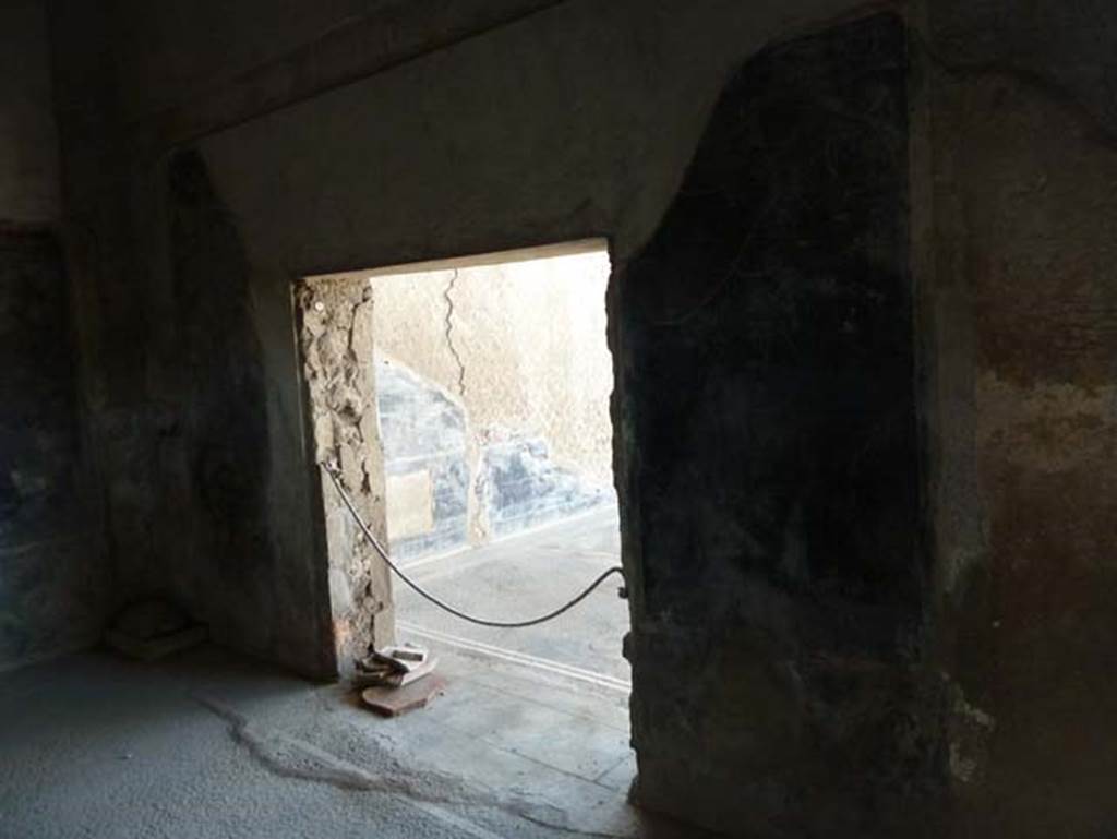 Stabiae, Secondo Complesso, September 2015. Room 15, north wall with doorway to room 17.