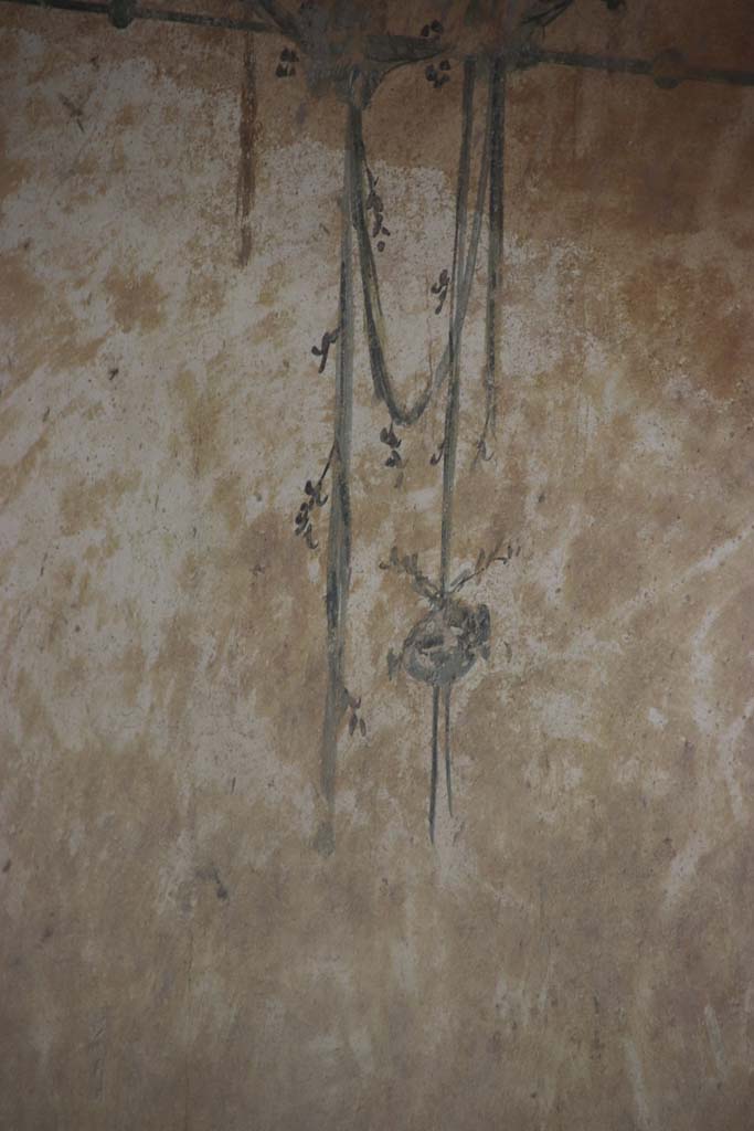 Stabiae, Villa Arianna, September 2021.
Room M, detail of painted decoration from upper south wall. Photo courtesy of Klaus Heese.
