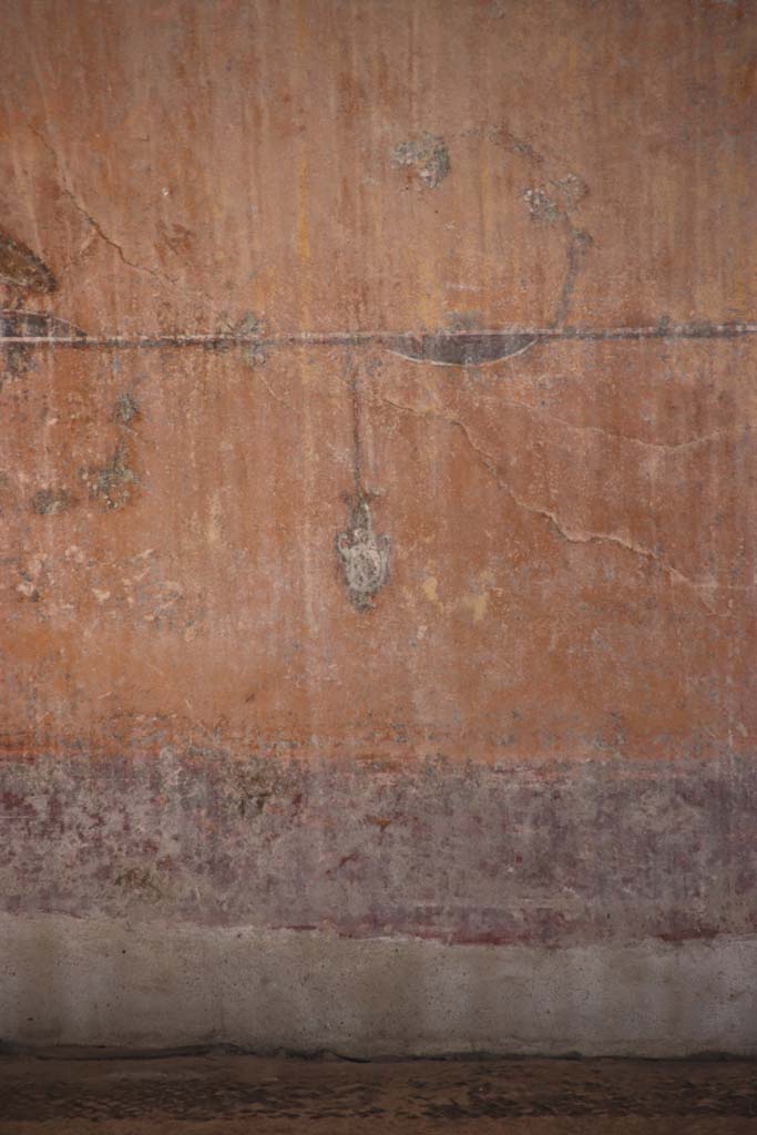 Stabiae, Villa Arianna, September 2021.  
Room 12, detail of painted zoccolo decoration on south wall. Photo courtesy of Klaus Heese.
