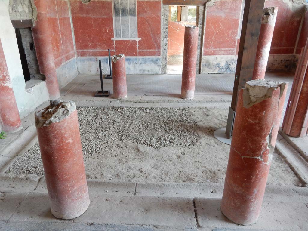 Stabiae, Villa Arianna, June 2019. W30, looking south across small peristyle W29 with doorway leading to corridor W27. Photo courtesy of Buzz Ferebee.