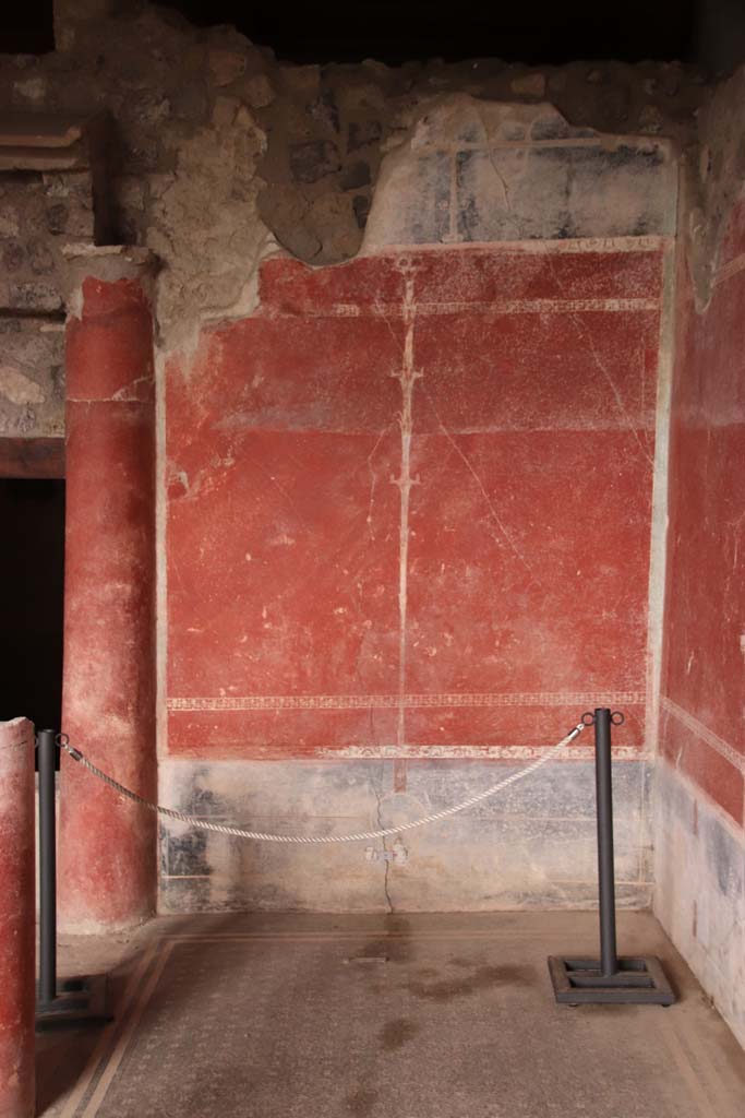 Stabiae, Villa Arianna, October 2020. W30, looking towards east wall in south-east corner of small peristyle W29. Photo courtesy of Klaus Heese. 